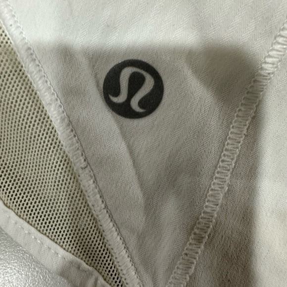 Lululemon White Performance Athletic Shorts with Breathable Fabric Size 10 - Picture 3 of 4